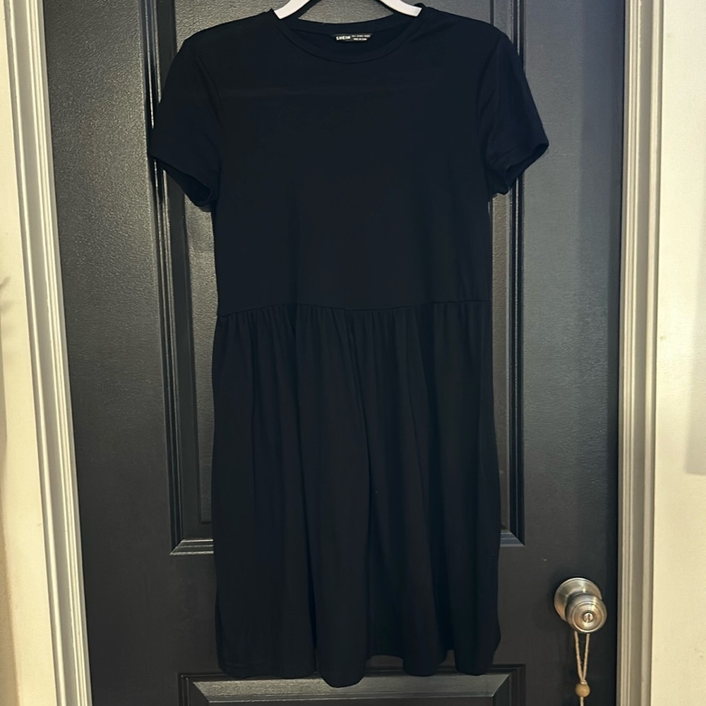 black dress